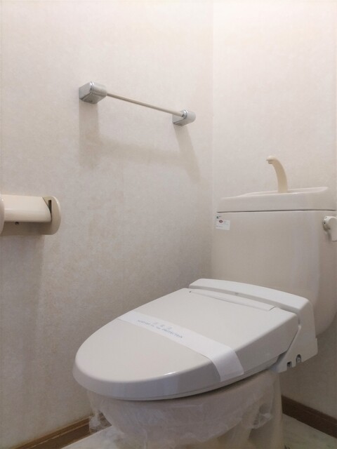 【松山市針田町のアパートのトイレ】