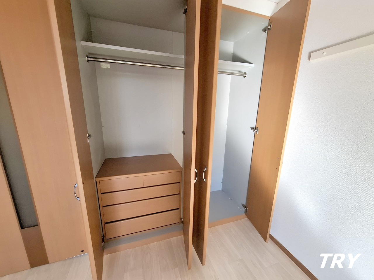 収納　クローゼット