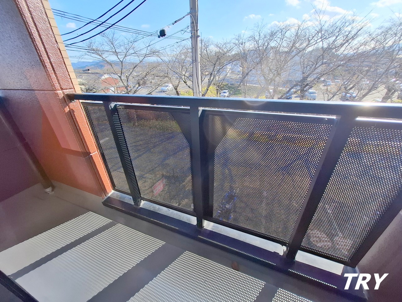 バルコニー　日当たり良好の南向きバルコニー！