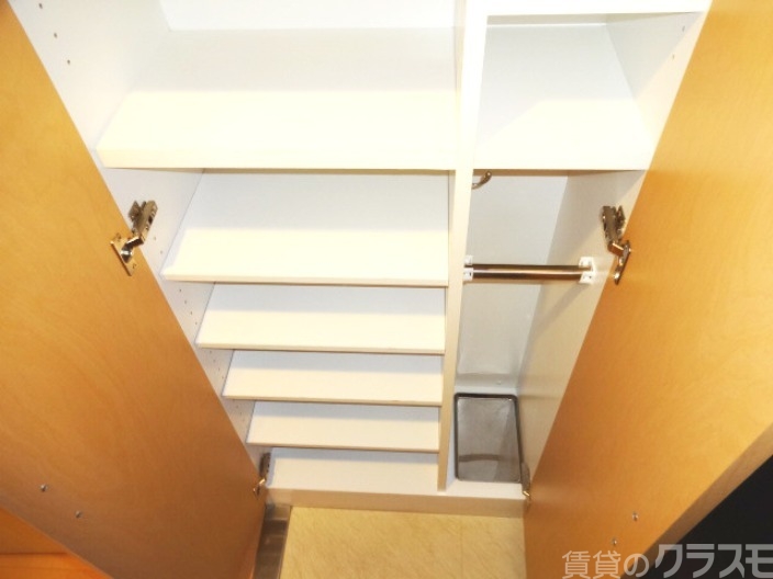 玄関　シューズボックスだってこんなに広いんです！