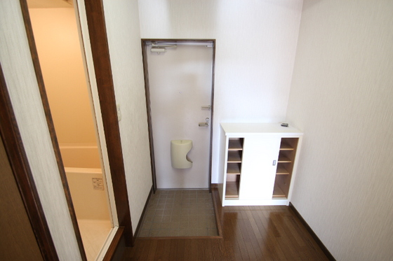 玄関　※別号室