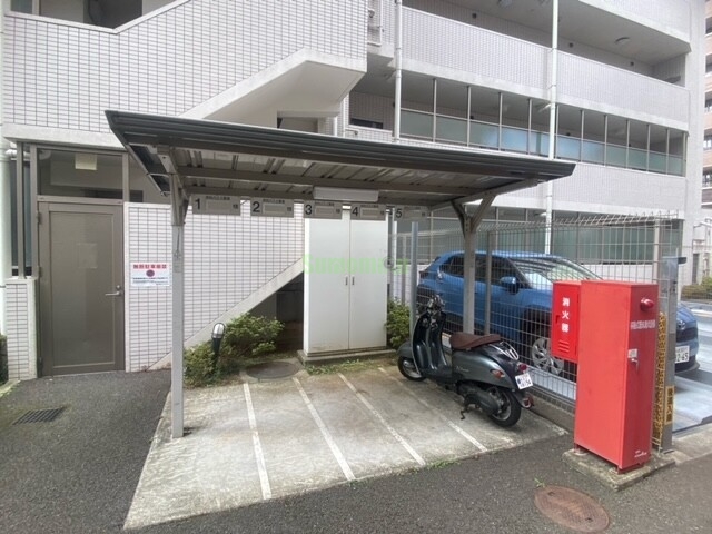 【仙台市青葉区木町通のマンションの駐車場】