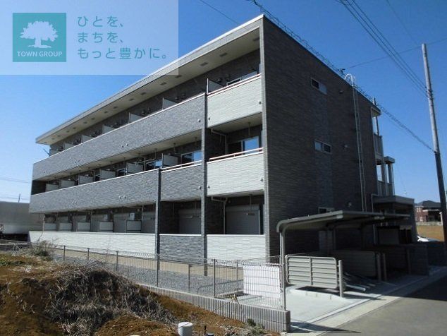 八千代市緑が丘西のアパートの建物外観