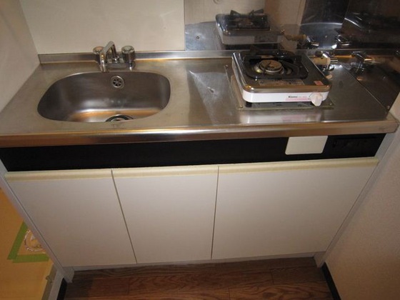 キッチン　※別部屋の写真です