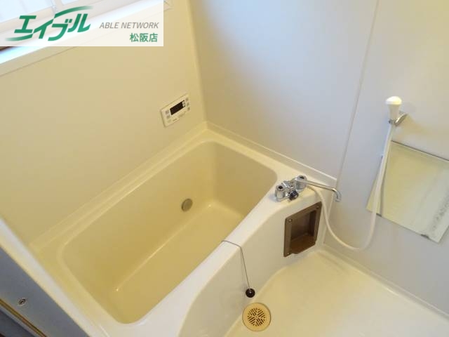 バス・シャワールーム　別部屋のお写真です！