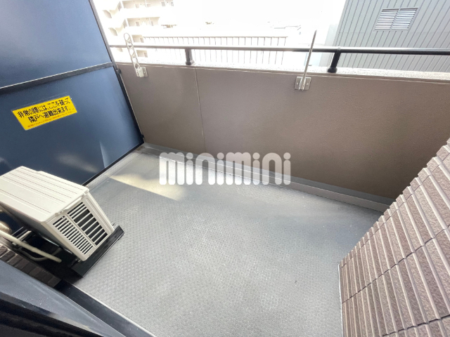 バルコニー　広々ベランダ