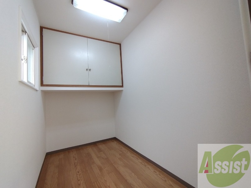 その他部屋・スペース　寝室を撮影しました。お昼寝したくなりますね。