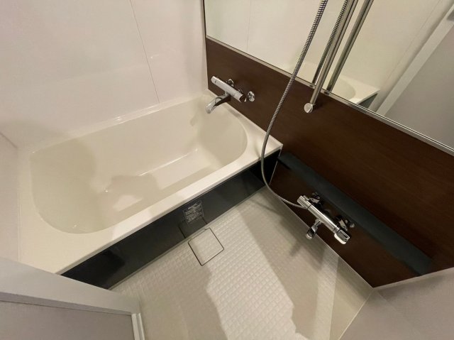 バス・シャワールーム　詳細は、RISUMO江坂本店→06-6155-7137まで♪