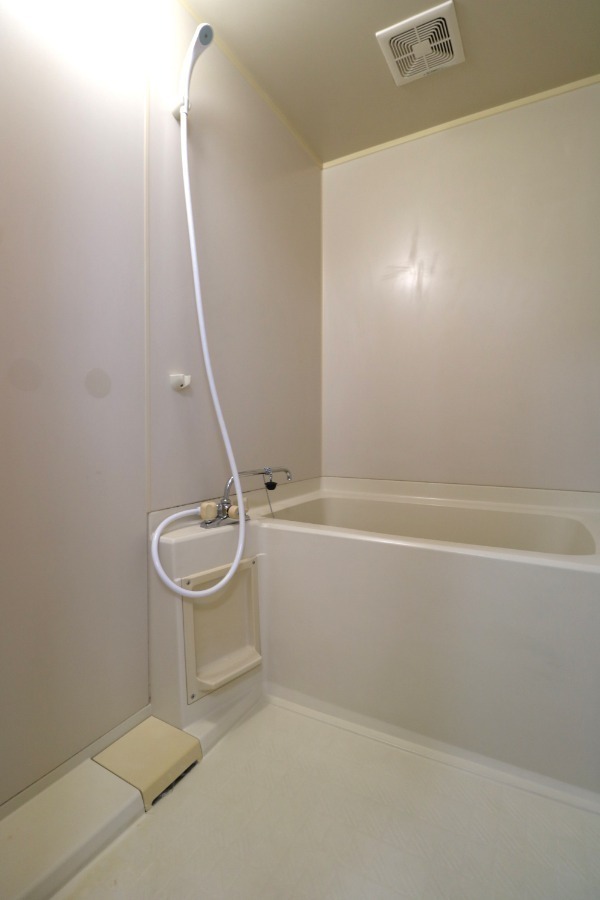 バス・シャワールーム　お風呂