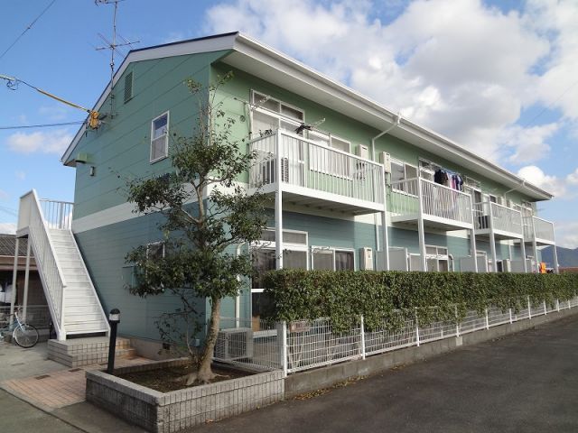 熊本県玉名市岩崎（アパート）の賃貸物件の外観