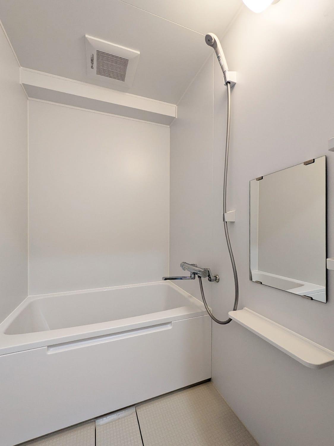 バス・シャワールーム