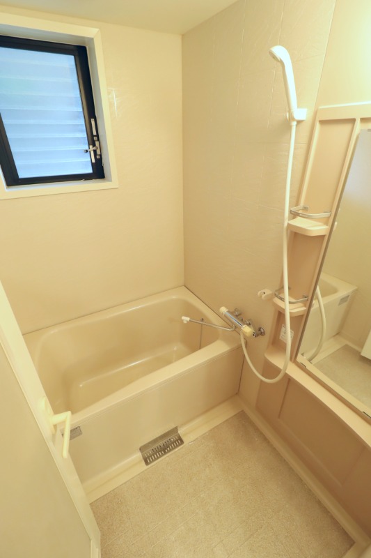 バス・シャワールーム　図面と現状に相違がある場合には現状を優先