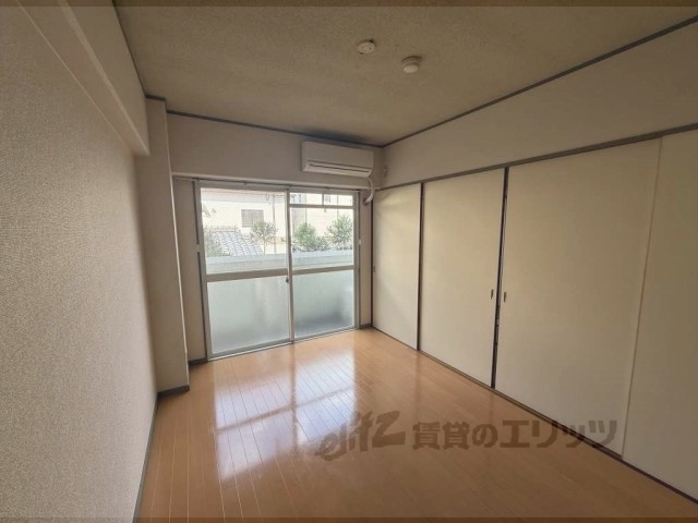 居室・リビング　洋室