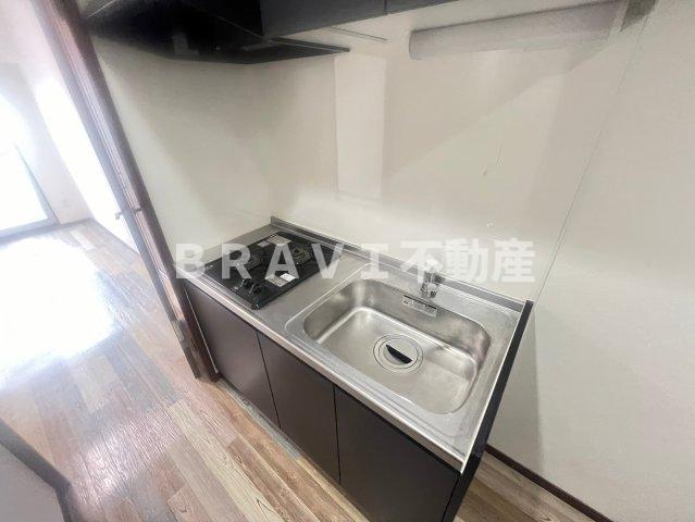 キッチン　コンパクトなキッチンで掃除もラクラク