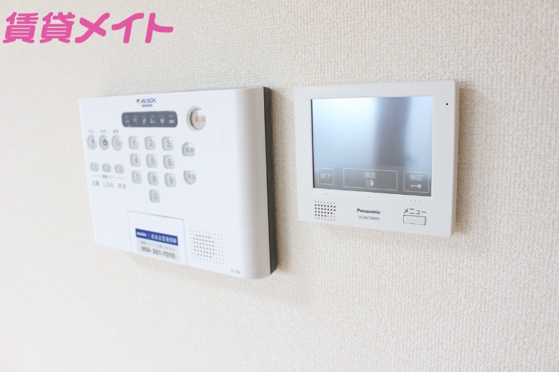 セキュリティ　同物件別部屋のお写真です。