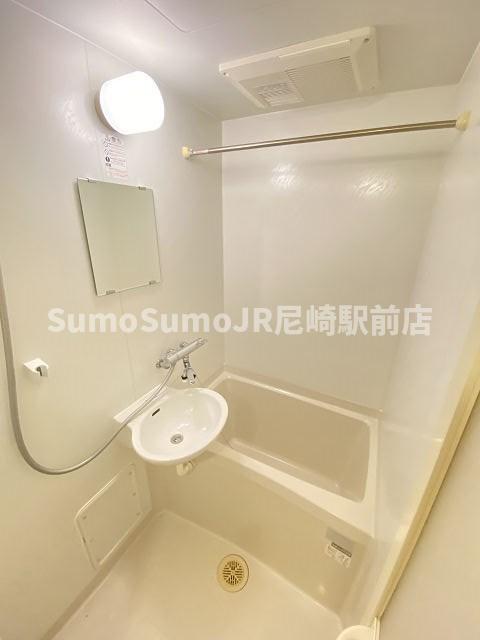 バス・シャワールーム　お風呂です