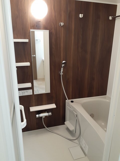 バス・シャワールーム