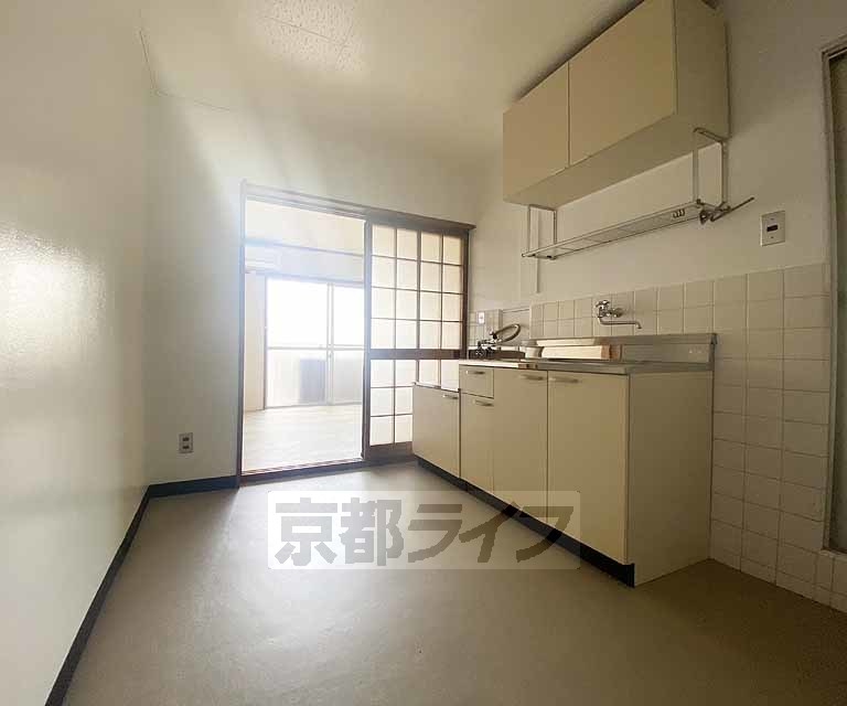 居室・リビング　阪急西院駅徒歩圏内