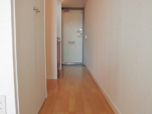 玄関　ご入居をお待ちいたしております