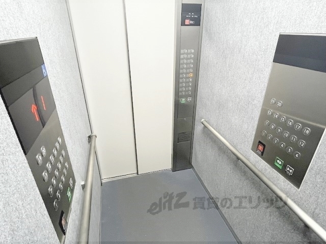 その他　エレベーター