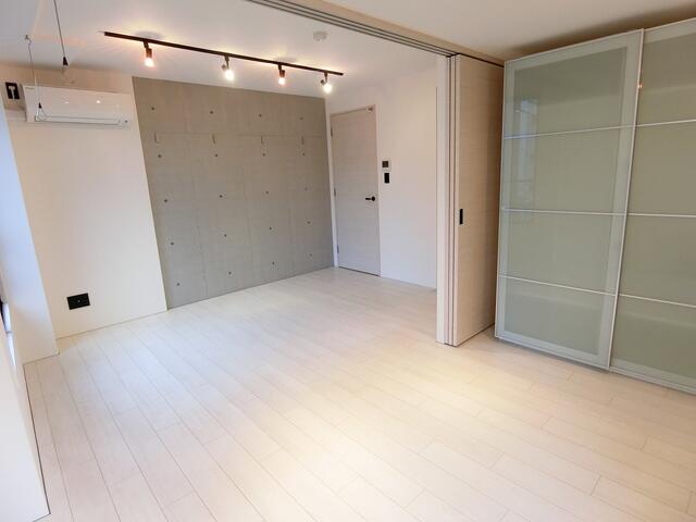 居室・リビング　以下３０１写真