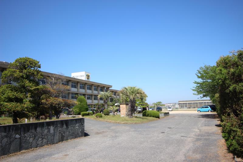 中学校　神辺西中学校（中学校）まで1900m