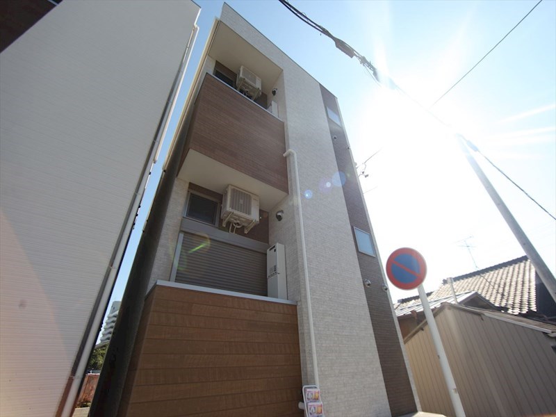 建物外観　外観　デザイナーズ　光インターネット無料