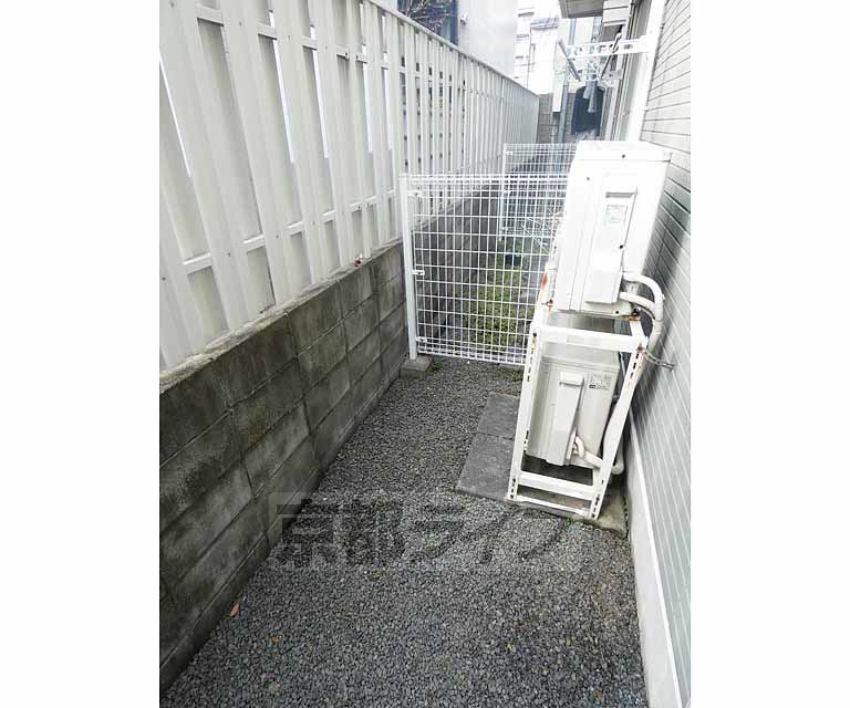 バルコニー　・階数により違いあり