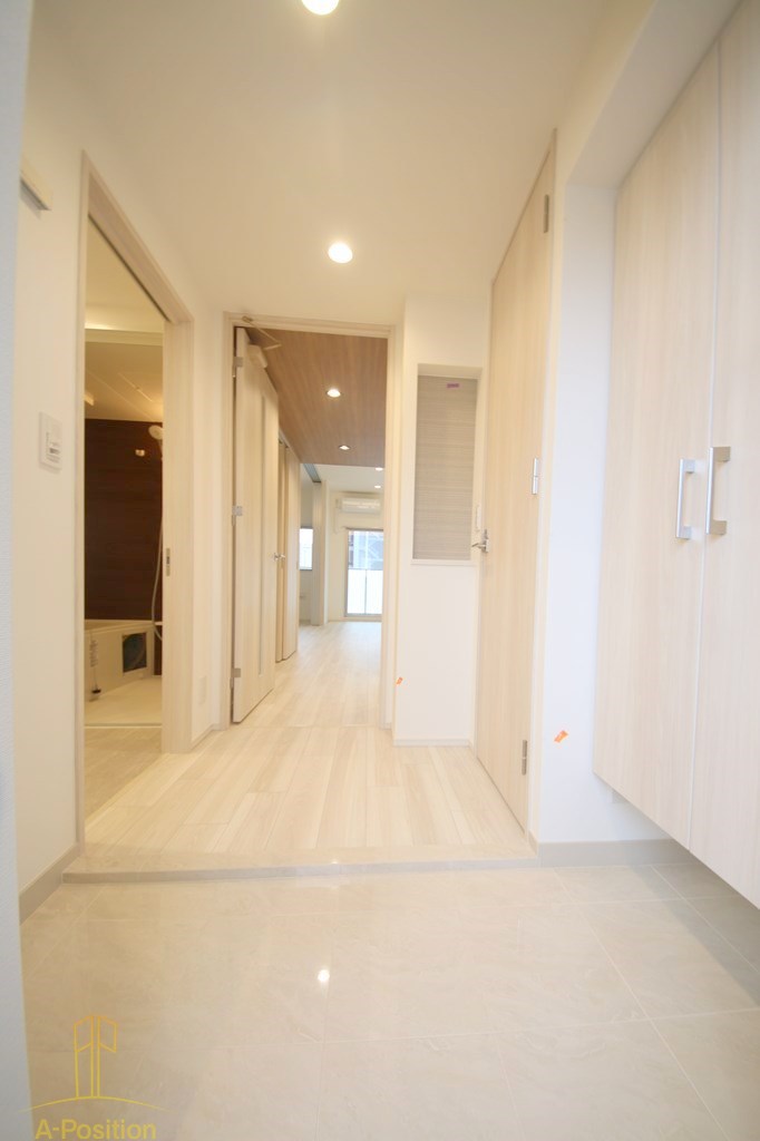 玄関　CASA REGULUS FUKUSHIMA NODA