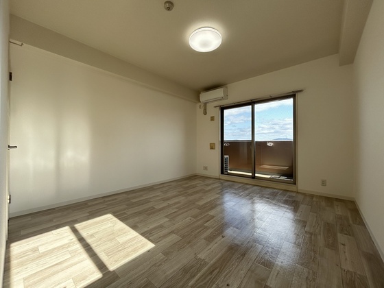 居室・リビング　※別部屋の写真です