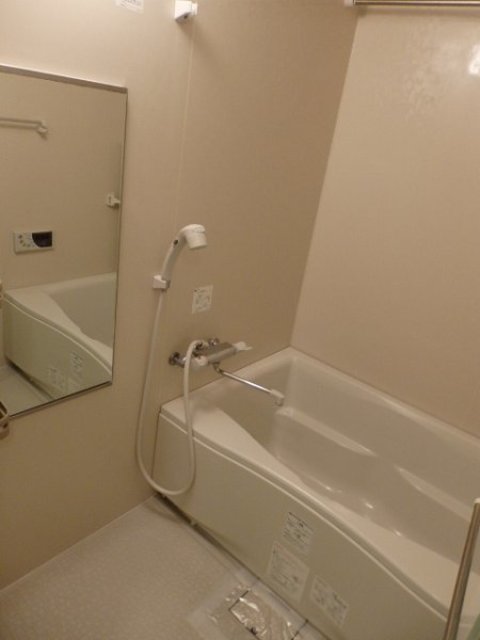 バス・シャワールーム　バスルーム