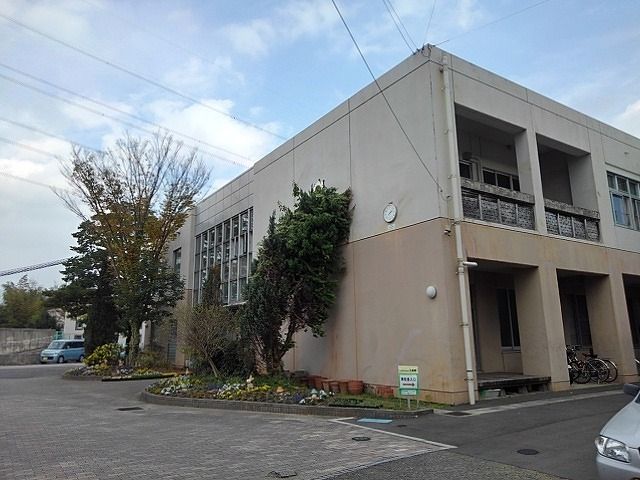 小学校　小郡市立のぞみが丘小学校（小学校）まで700m