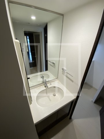 洗面設備　カスタリアタワー肥後橋　独立洗面化粧台