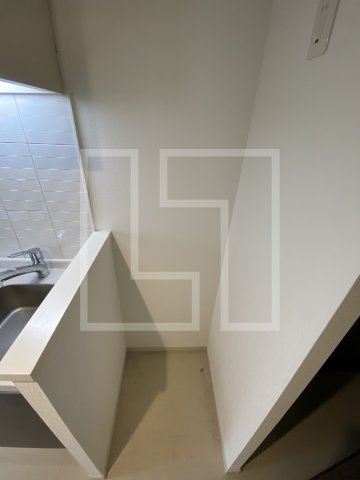 その他　カスタリアタワー肥後橋　冷蔵庫置場