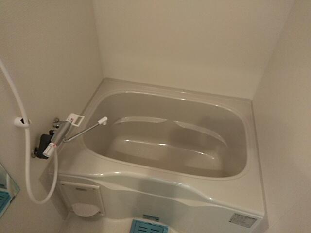 バス・シャワールーム　?