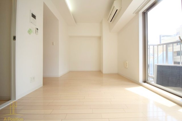 居室・リビング　オリエンタル南堀江