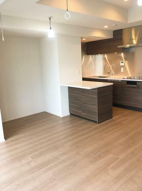 居室・リビング　内観1