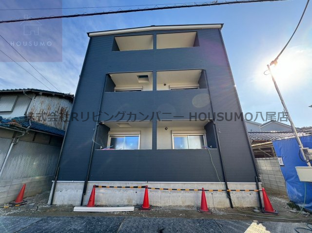 建物外観　外観は落ち着いています