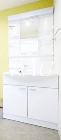 洗面設備　独立洗面台です。