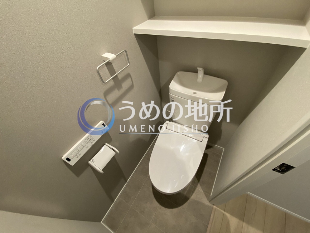 トイレ　トイレ