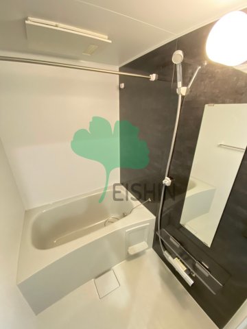 バス・シャワールーム　清潔感のある浴室です！