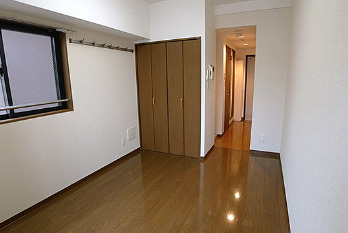 居室・リビング　※別部屋の参考写真です。