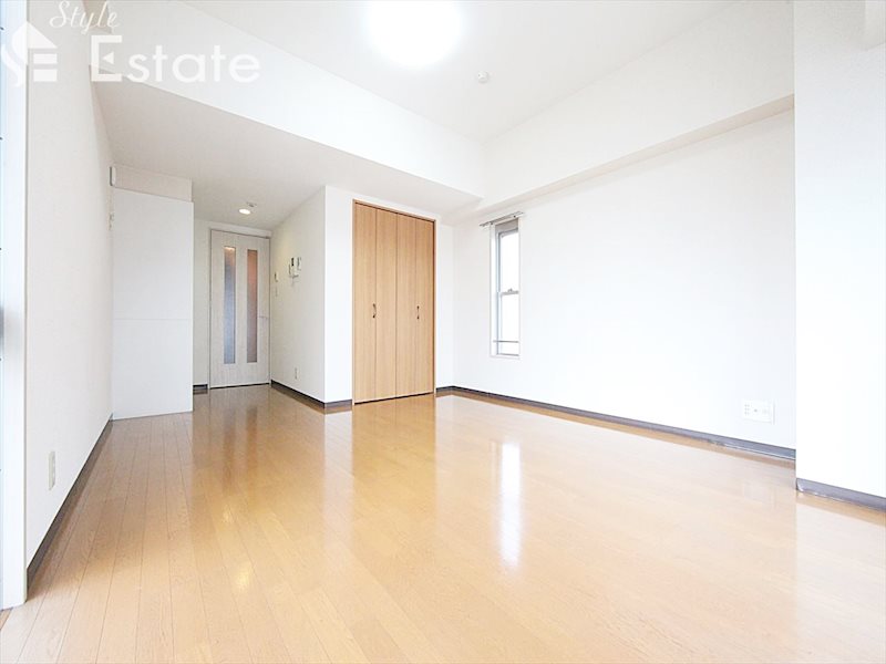 居室・リビング　内装