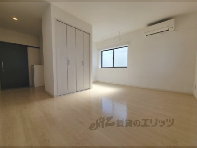 居室・リビング　居室