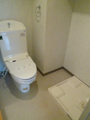 トイレ　別部屋参考写真