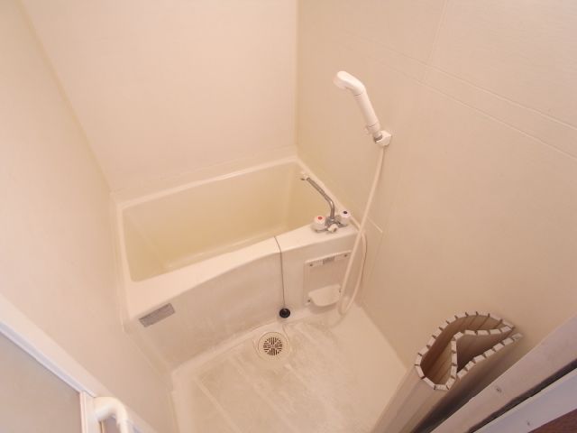バス・シャワールーム　浴室