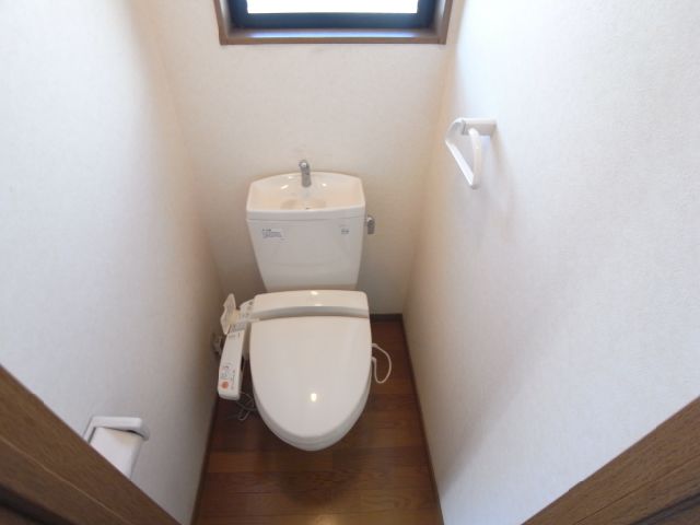 トイレ　トイレ