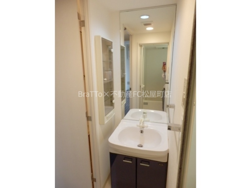 洗面設備　脱衣所