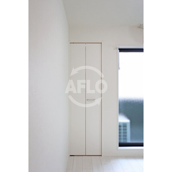 収納　ハーモニーテラス江坂　クローゼット