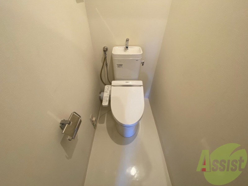 トイレ　トイレです。ウォシュレット付を探している方、おすすめです。